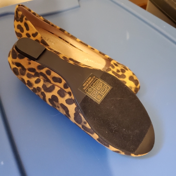 Cheetah print flats - Picture 5 of 5